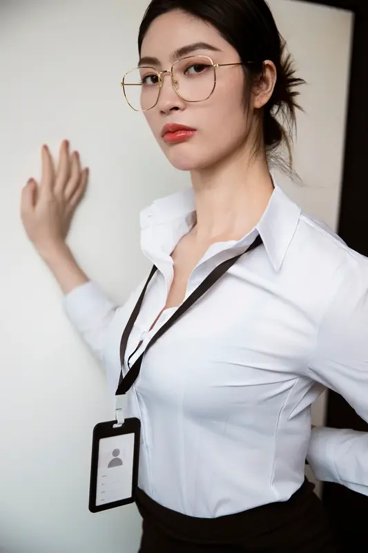 [YITUYU艺图语]2025.02.19 周三加班 桑妮 - 艺图语