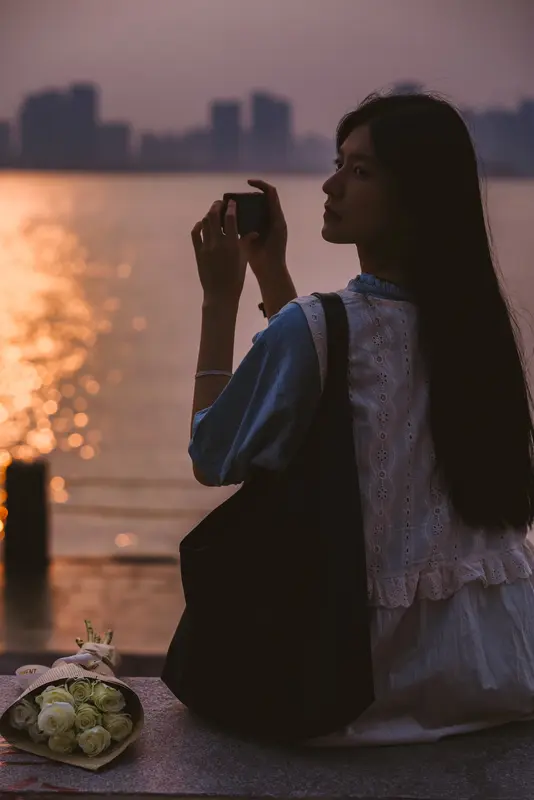 [YITUYU艺图语]2025.02.19 如烟 不爱喝水的阿水_ - 艺图语